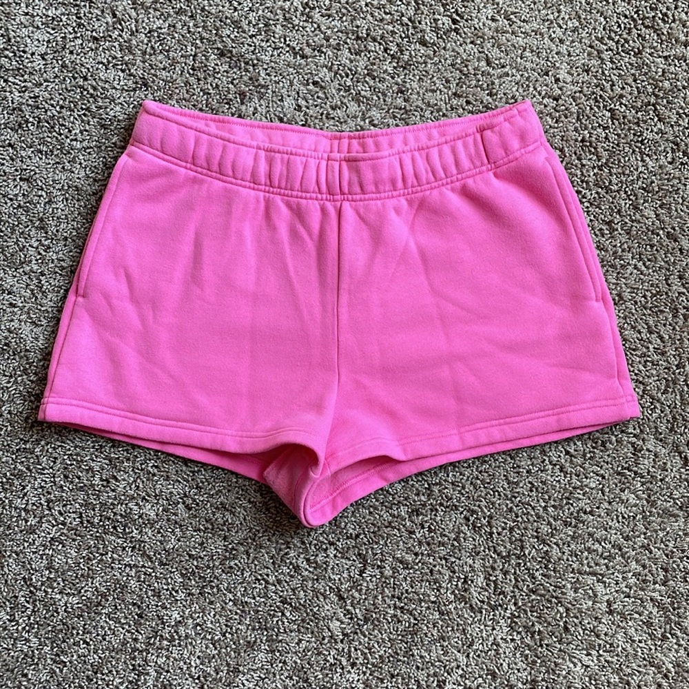 Aritzia Tna Cozy Fleece Boyfriend Sweatshorts - Pink